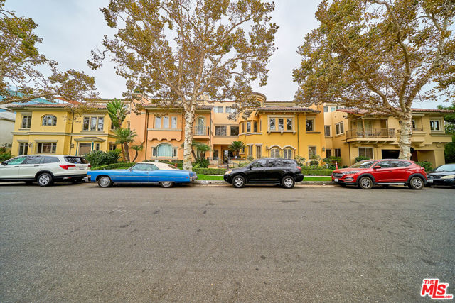 Property photo of 143 N Arnaz DR