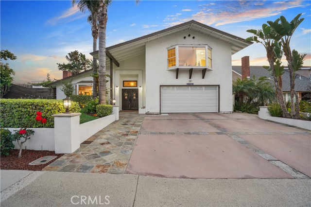 Property photo of 25585 Chrisanta DR