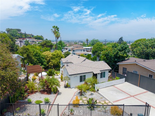 Property photo of 2109 Cathryn DR