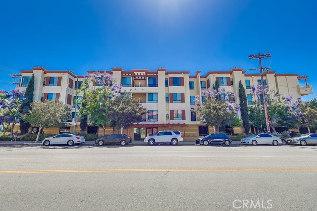 Property photo of 6938 Laurel Canyon BL