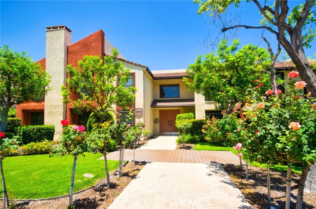 Property photo of 535 W Duarte RD