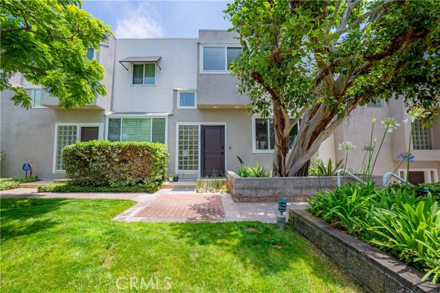 Property photo of 501 Herondo St #11