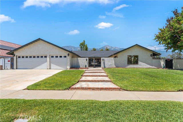 Property photo of 9292 Garden ST