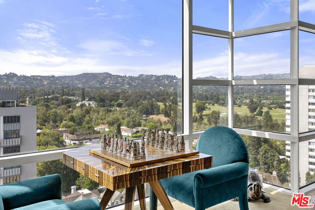 Property photo of 10380 Wilshire BL