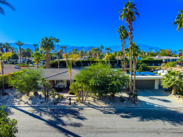 Property photo of 45675 Via Corona