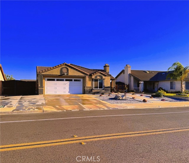 Property photo of 25405 Brodiaea AV