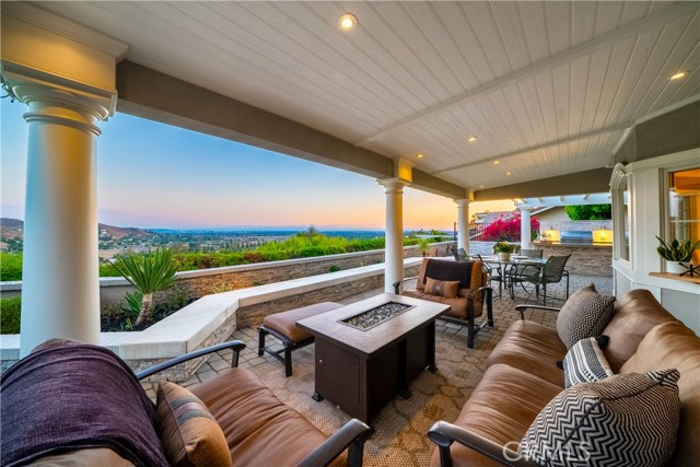 Property photo of 5608 E Crest De Ville AV