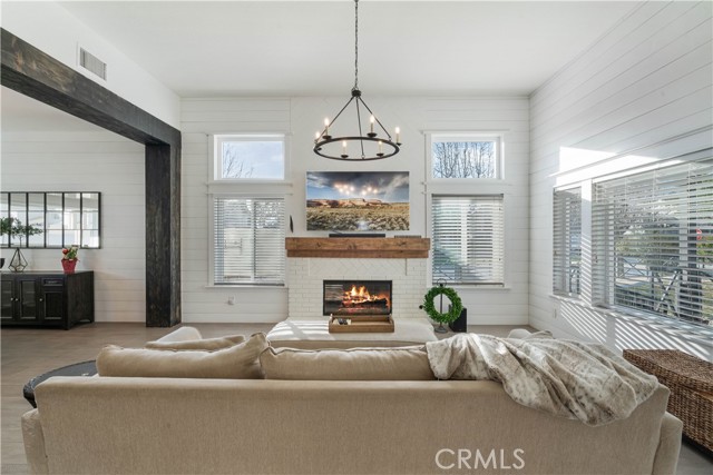 Property photo of 14201 Ross CT