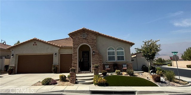 Property photo of 1576 Lindsey Peak