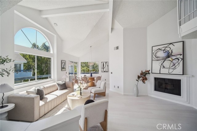 Property photo of 26970 Flo LN