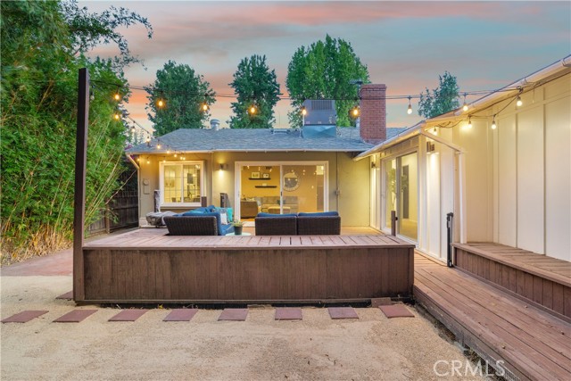 Property photo of 15017 Archwood ST