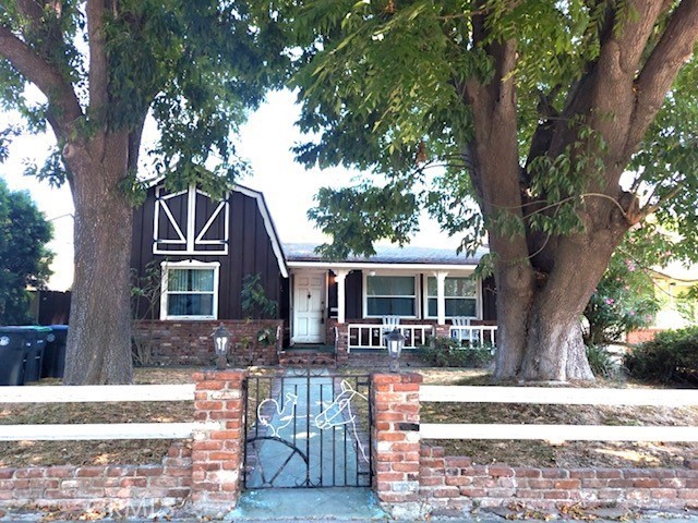 Photo of 155 Pasadena Av