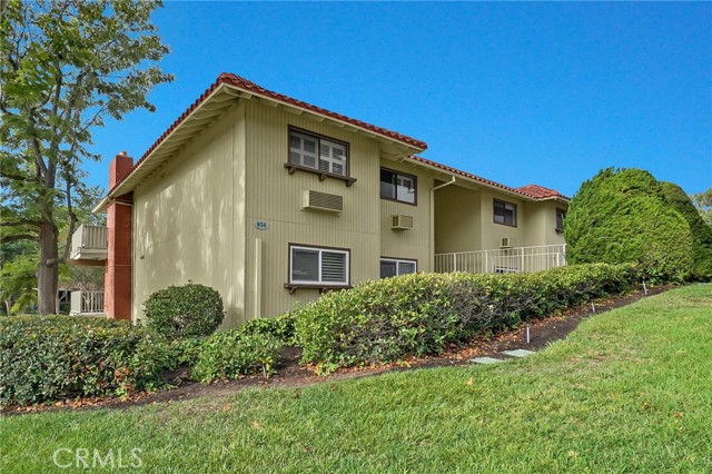 Property photo of 856 Ronda Mendoza