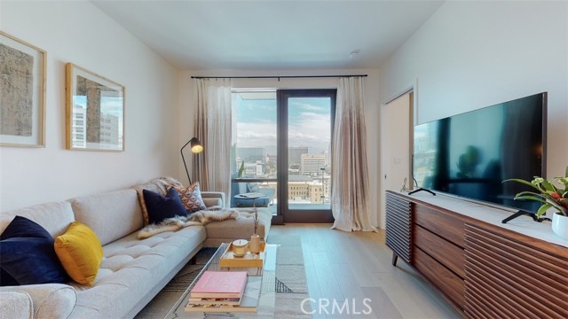 Property photo of 400 S Broadway