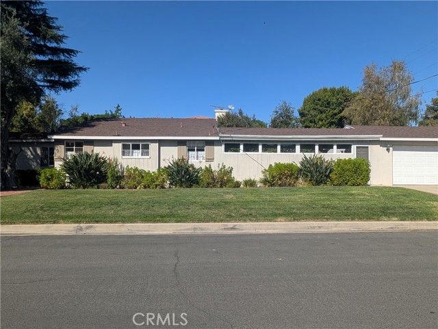 Property photo of 11581 Valley Spring Ln
