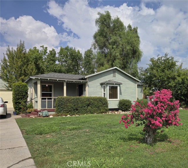 Property photo of 25592 Fisher ST
