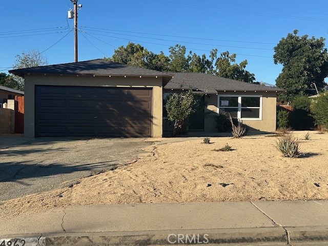 Property photo of 4862 Lincoln