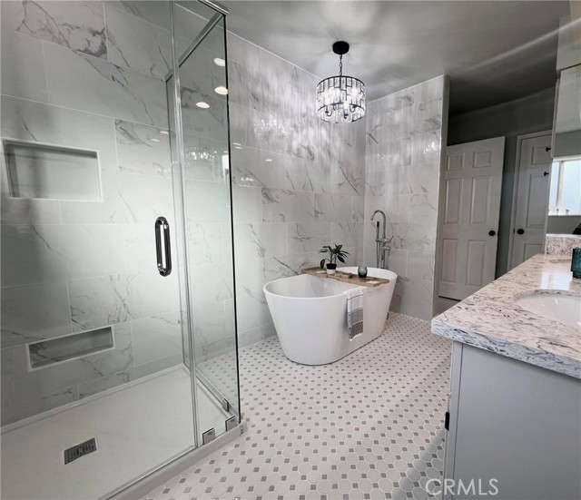 Property photo of 520 W 37th ST