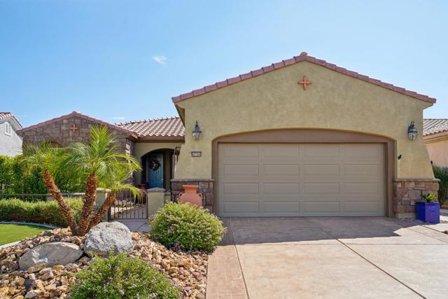 Property photo of 40266 Calle Loma Entrada