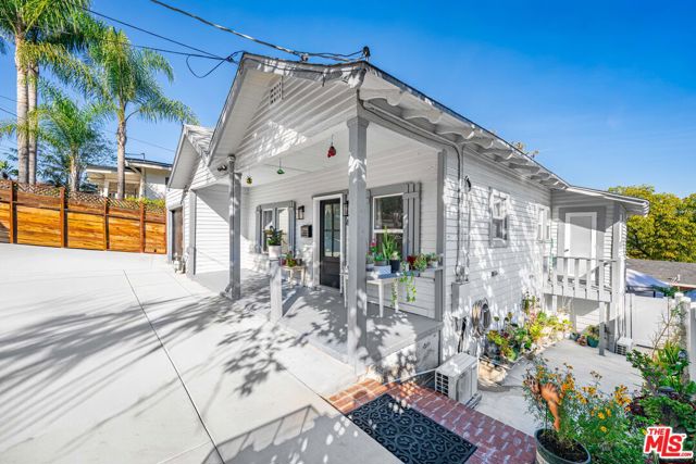 Property photo of 816 Terrace 49