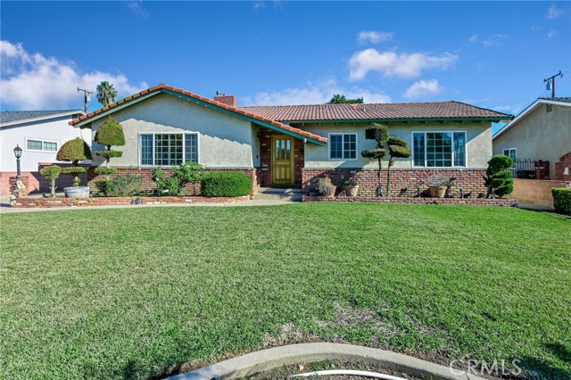 Property photo of 736 N Frijo AV