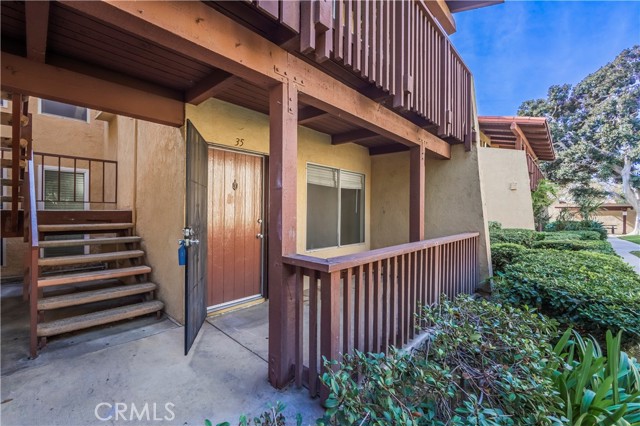 Property photo of 1040 W Macarthur BL