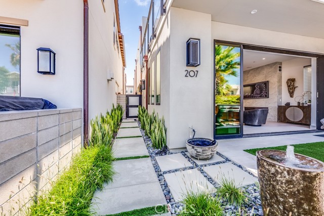 Property photo of 207 1st