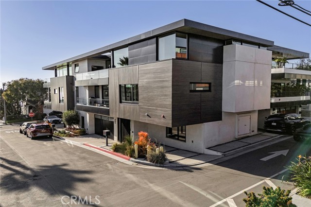 Property photo of 405 26th ST