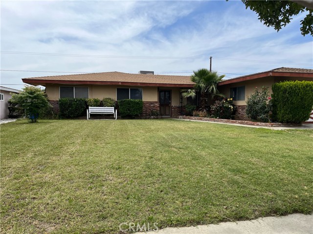 Property photo of 9846 Tamarind AV