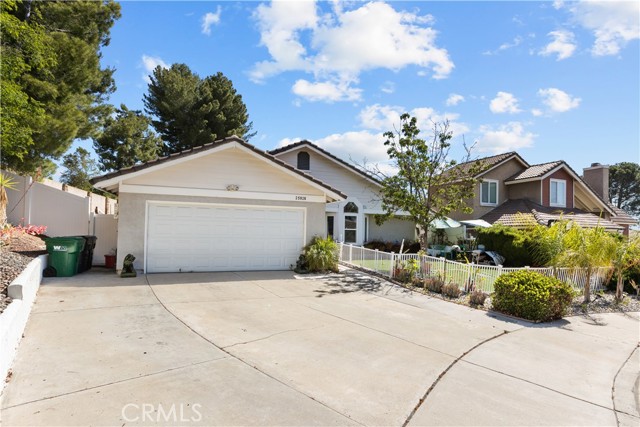Property photo of 25926 Summer Hill CT