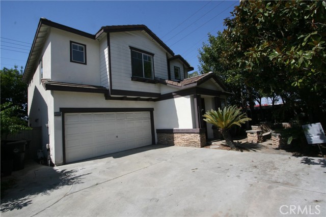 Property photo of 13505 Vinewood ST