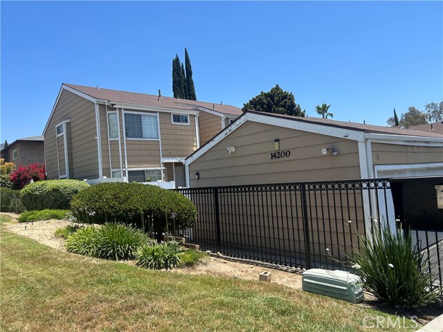 Property photo of 14200 Polk ST