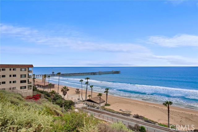 Property photo of 409 Arenoso LN
