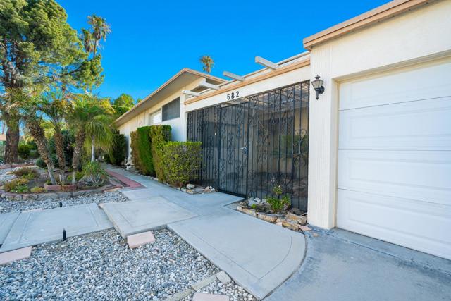 Property photo of 682 N Monterey RD