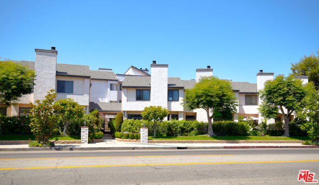 Property photo of 11911 Magnolia BL