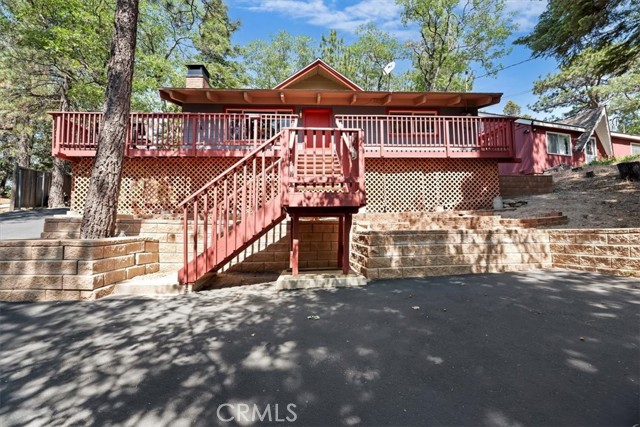 Property photo of 732 Tulip DR