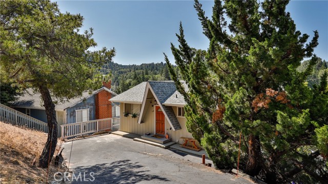 Property photo of 448 Delle DR