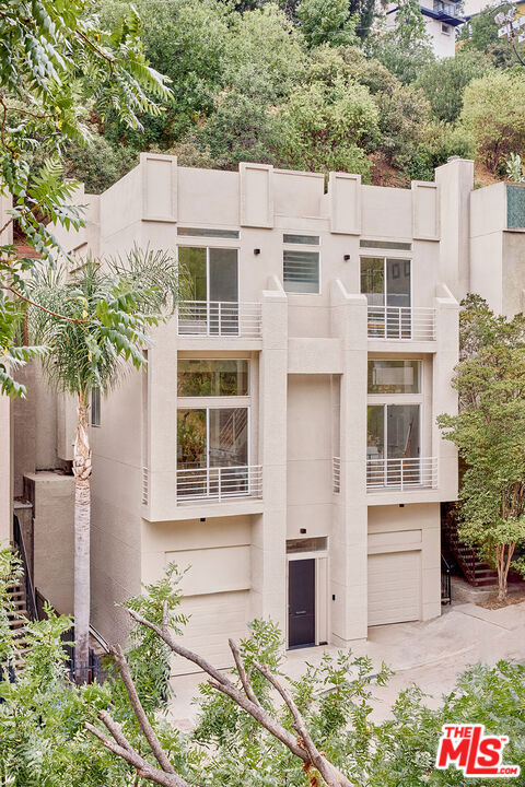Property photo of 701 Museum DR