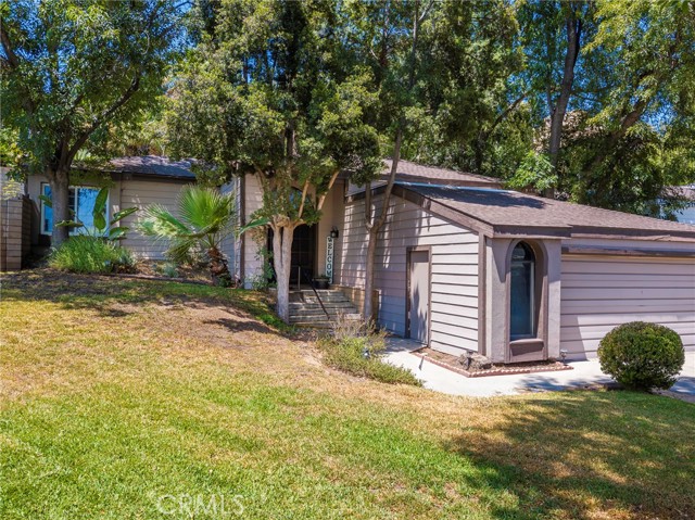 Property photo of 6157 Hillary CT