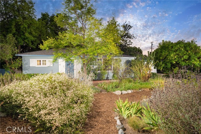 Property photo of 644 W 10th ST