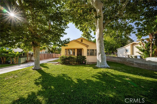Property photo of 608 Glenwood DR