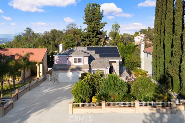 Property photo of 19519 Greenwillow LN