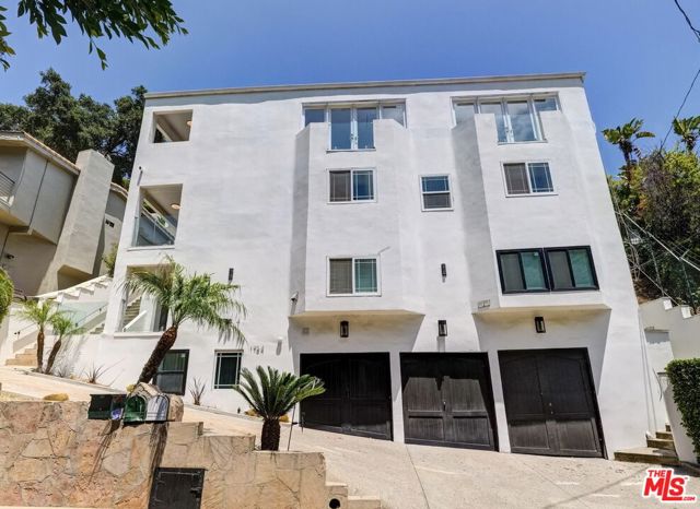 Property photo of 1754 Franklin Canyon DR