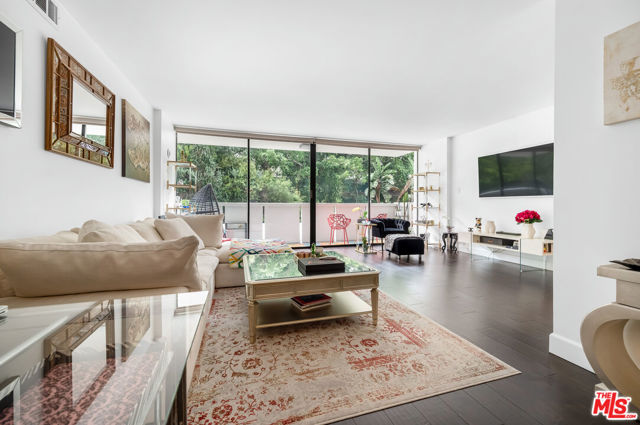 Property photo of 8787 Shoreham DR