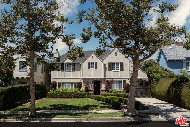 Property photo of 543 N June ST