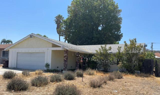 Property photo of 27485 Bancroft Way