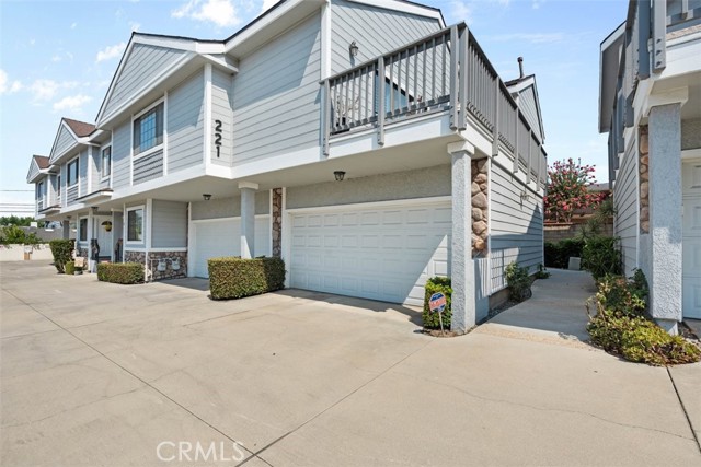 Property photo of 221 Violet