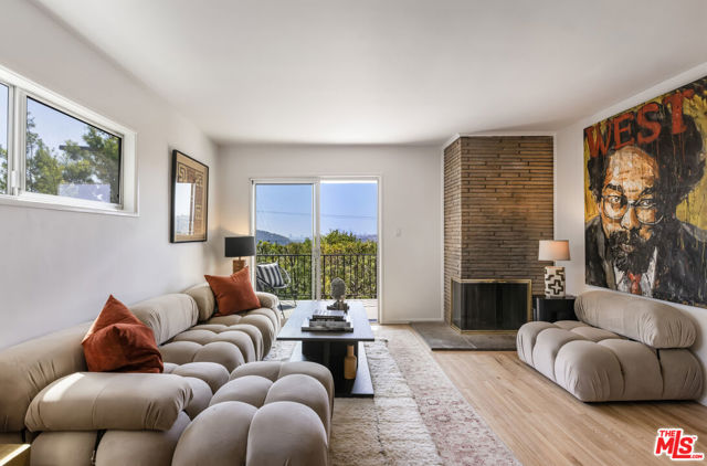 Property photo of 300 La Follette DR