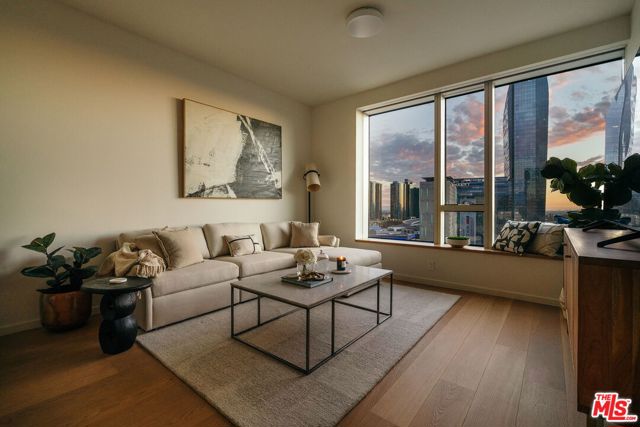 Property photo of 889 Francisco ST