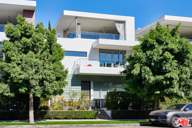 Property photo of 5904 Village DR